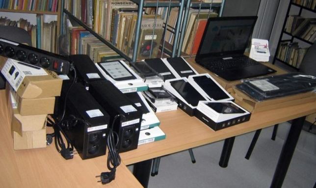 Komputery Biblioteka publiczna Filipów