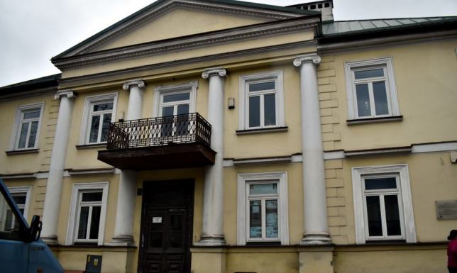 utworzenie w jednym z suwalskich liceów klasy o profilu artystycznym