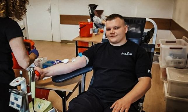 Oddał potrzebującym 22 litry krwi Andrzej Choroszkiewicz - Honorowy Dawca Krwi