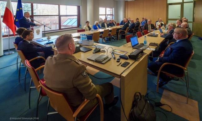 pozamilitarne przygotowania obronne czy planowanie operacyjne na poziomie województwa