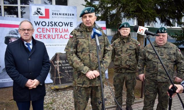 Wojskowe Centrum Rekrutacji w Suwałkach rozpoczęło kwalifikację wojskową