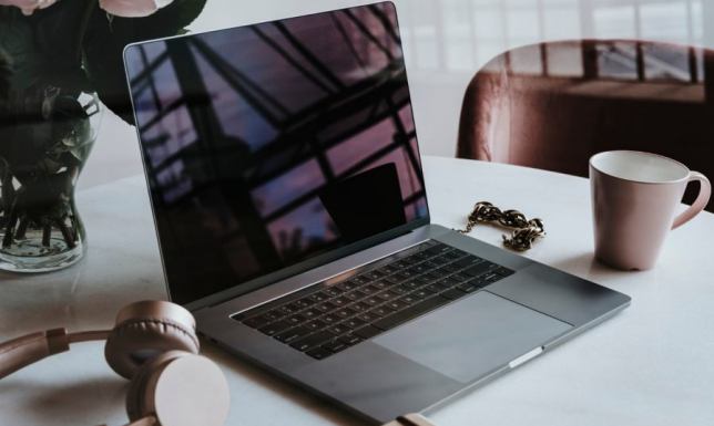 Na co zwrócić uwagę przy zakupie laptopa w 2026 roku?