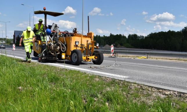 Przejścia dla zwierząt, zbiorniki ekologiczne dla płazów, tunele naprowadzające nietoperze