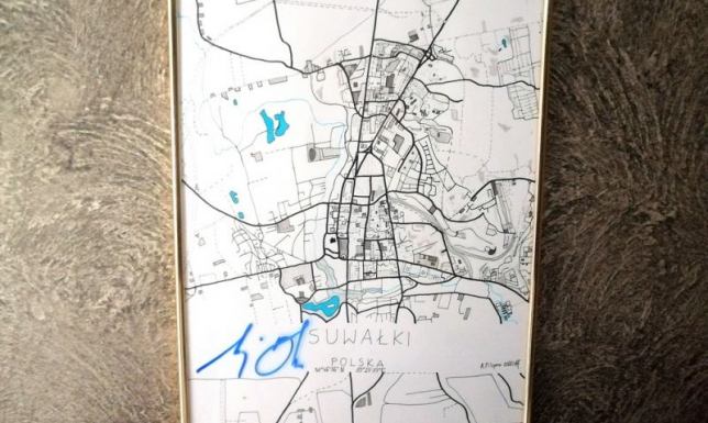 Charytatywna licytacja - mapa Suwałk z podpisem Prezydenta RP Licytacja mapy Suwałk z podpisem prezydenta