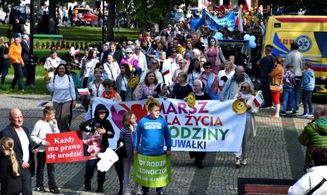 „Czas obronić małżeństwo! Czas ochronić Życie!”.