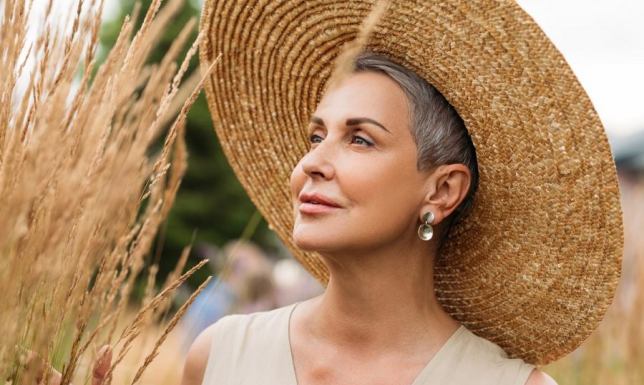 Menopauza już niestraszna - suplementy diety, które pomagają przejść przez okres przekwitania