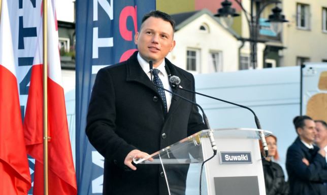 wiec wyborczy na placu Marii Konopnickiej w Suwałkach Sławomira Mentzena