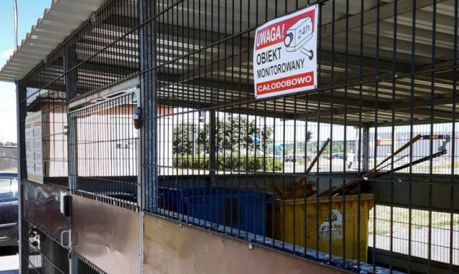 Wiata śmietnikowa na Kowalskiego objęta monitoringiem wideo