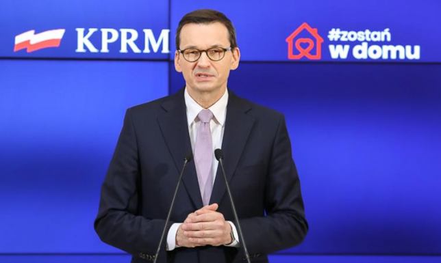 Obowiązek zasłaniania ust i nosa, nowe terminy matur. 