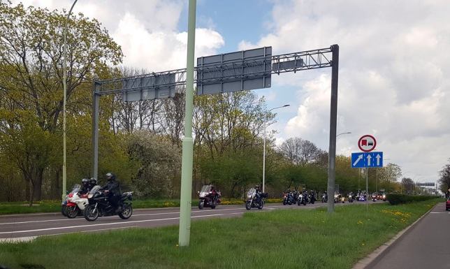  Utrudnienia w ruchu w związku z rozpoczęciem sezonu motocyklowego. 