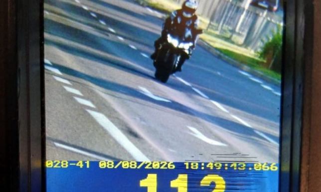 Policjanci suwalskiej drogówki zatrzymali kolejne prawa jazdy