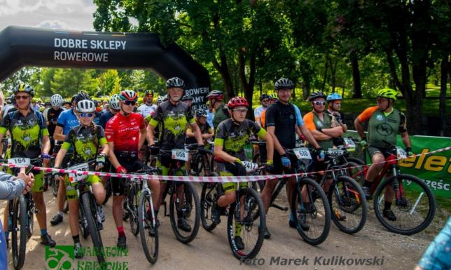 Jedenaście medali kolarzy z Suwałk