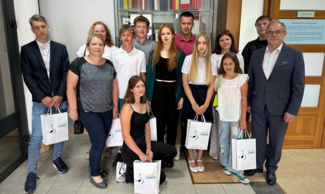 Prezydent Suwałk Czesław Renkiewicz pogratulował klubowi „NA-WA”