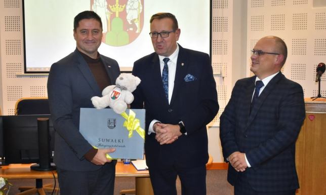 poseł na Sejm nowej kadencji Jacek Niedźwiedzki z Koalicji Obywatelskiej