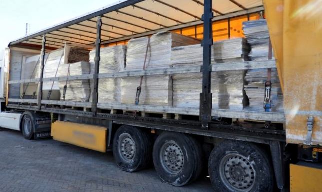 nielegalny transport odpadów w litewskiej ciężarówce na obwodnicy Suwałk