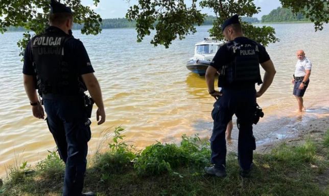 Niewybuch na plaży w Augustowie Niewybuch znaleziono na jednej z niestrzeżonych plaż w Augustowie