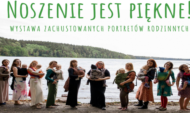 Wystawa zachustowanych portretów rodzinnych w Bibliotece