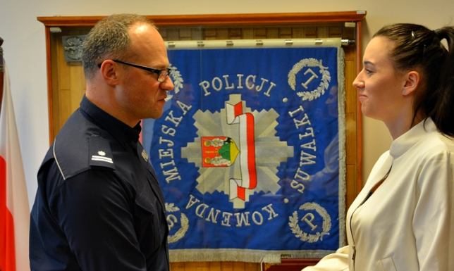 3600 zł dla policjantów przed 26 rokiem życia