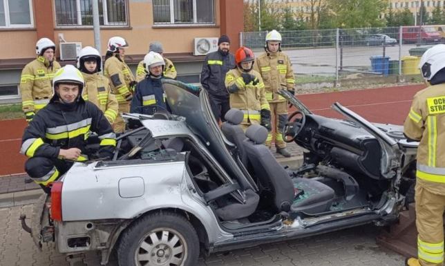 szkolenie podstawowe strażaków ratowników Ochotniczych Straży Pożarnych