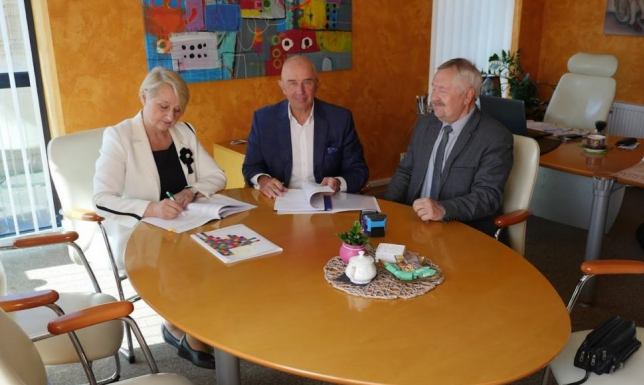 wsparcie z funduszy europejskich na montaż instalacji fotowoltaicznych