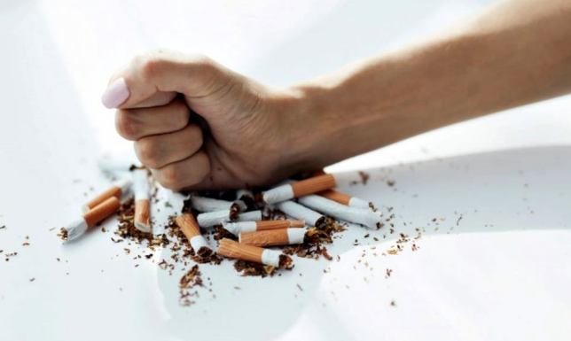 Zdrowie w dobie pandemii: Polacy ciągle sięgają po papierosy!