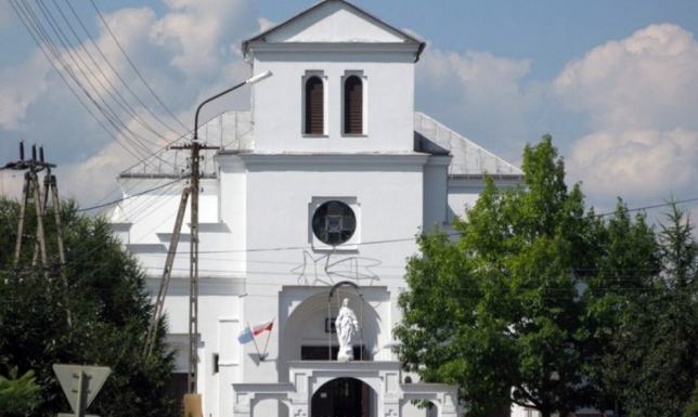 450-lecie parafii w Przerośli Parafia pw. Narodzenia Najświętszej Maryi Panny w Przerośli obchodzić będzie jubileusz 450-lecia