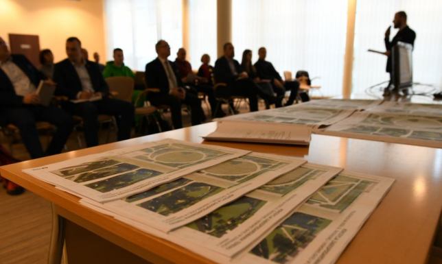 Budowa nowego parku u zbiegu ulic Świerkowej i Nowomiejskiej