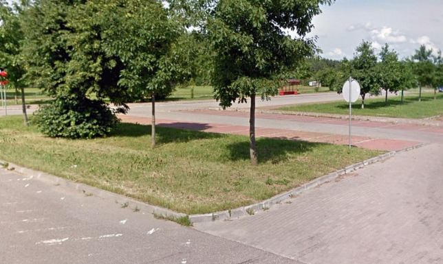  możliwe będzie parkowanie samochodu na nowej części cmentarza komunalnego. 