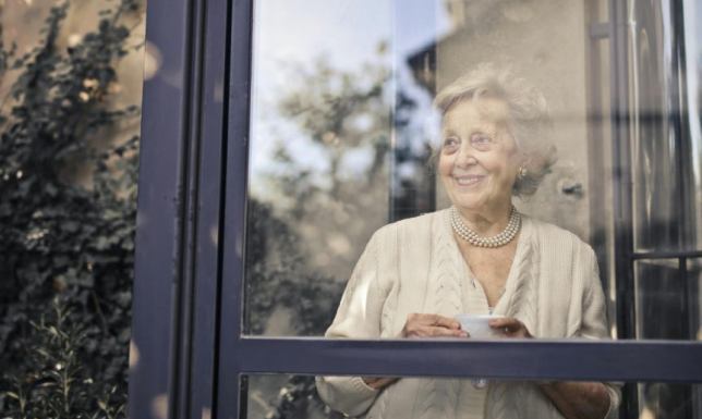 Jak renta dożywotnia może pomóc seniorom?