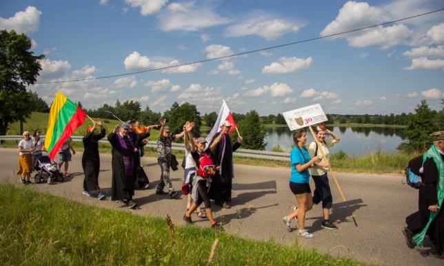 Pielgrzymi dotarli do granicy Pielgrzymka z Suwałk do Wilna