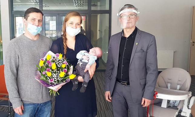Roman Paweł Gaża z Magdalenowa pierwszym dzieckiem w Gminie Suwałki 2021