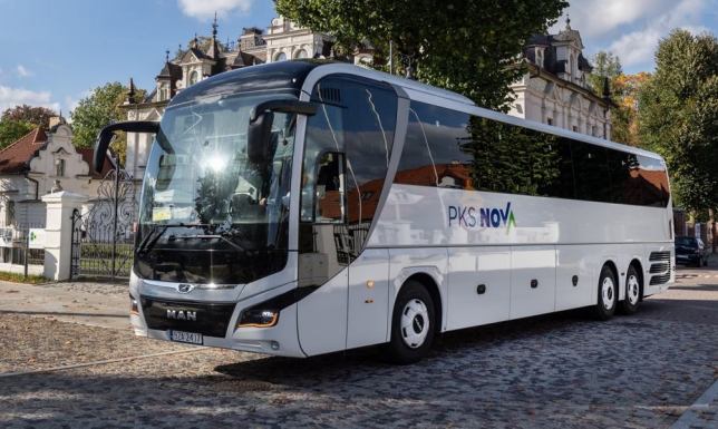 PKS Nova organizuje akcję bezpłatnego sprawdzania i ustawiania świateł