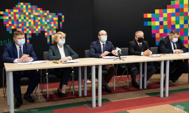 Zarząd województwa podsumował działalność w 2020 roku