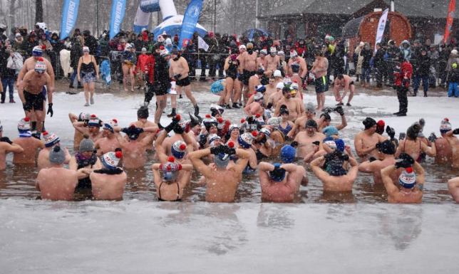 Wioska Eskimoska, kąpiel morsów, pokazy ratownictwa lodowego czy zimowe biegi