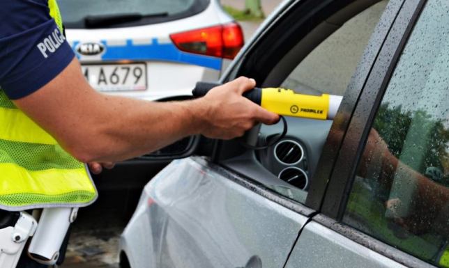 27-latek stracił prawo jazdy za prowadzenie pod wpływem