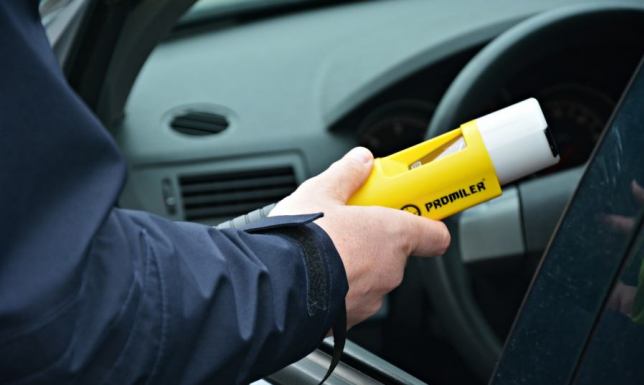 48-latek nie mógł odjechać dalej samochodem