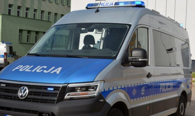 Jechał z 3 promilami bez włączonych świateł Jechał z 3 promilami bez włączonych świateł