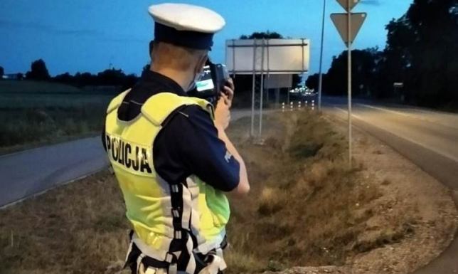 Jechali za szybko o ponad 50 km/h