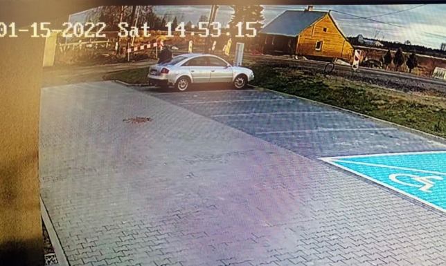 Pijany kierowca przyjechał do posterunku policji 2-latek przyjechał na wezwanie policjantki pijany