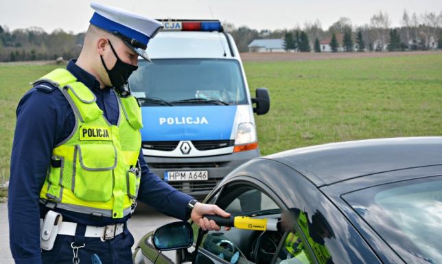 Ponad 300 wykroczeń w majowy weekend 301 ujawnionych wykroczeń na suwalskich drogach w majówkę