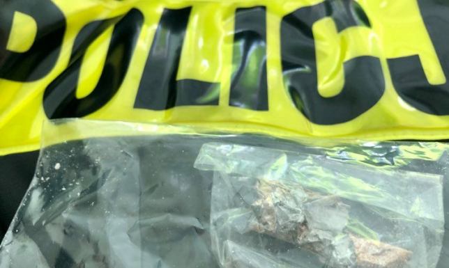 Mężczyzna posiadał przy sobie amfetaminę