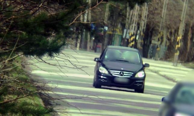 Policyjny pościg za nieletnim Przekroczył dozwoloną prędkość i nie zatrzymał się do kontroli