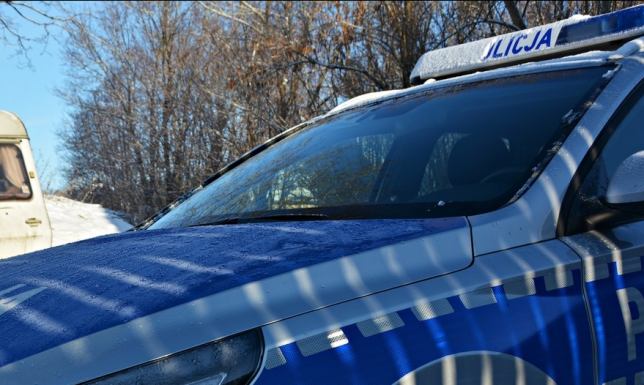 Na zewnątrz było -10, a zgłaszający mówił, że jest pod wiaduktem