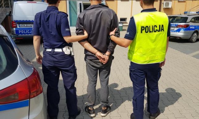 Pościg w powiecie augustowskim za uciekającym kierowcą