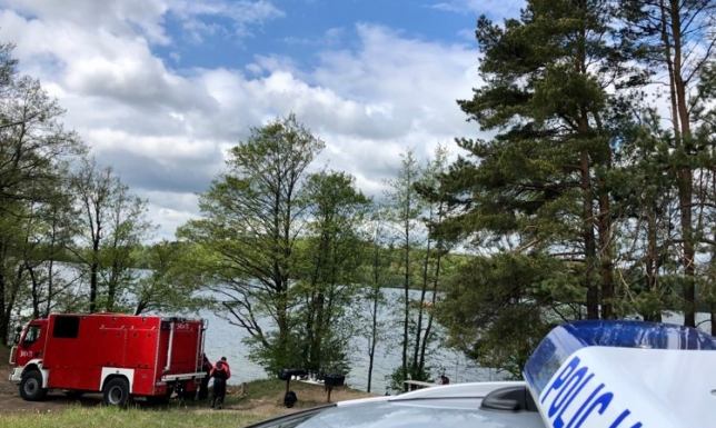 Mężczyzna utonął w jeziorze Rospuda