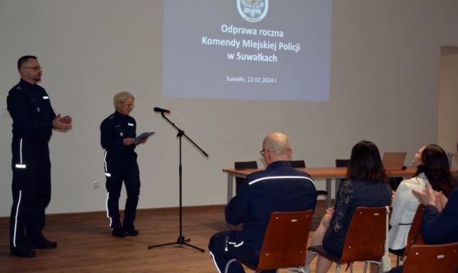 Mniej wypadków i ofiar śmiertelnych. Wyższy wskaźnik wykrywalności przestępczości Roczna odprawa podsumowująca wyniki pracy suwalskiej policji