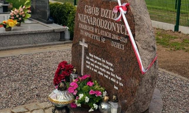 Pogrzeb Dzieci Zmarłych Przed Narodzeniem w Suwałkach