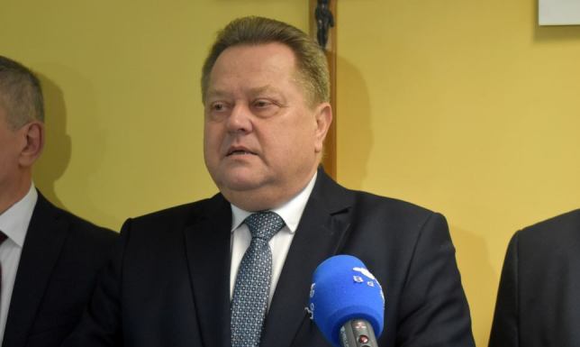 Interpelacja ws. zmian podstaw programowych nauczania w polskich szkołach