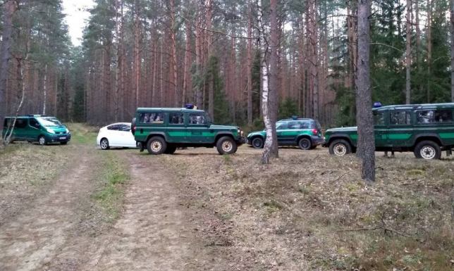 dziesięciu cudzoziemców przekroczyło granicę z Białorusi do Polski wbrew przepisom