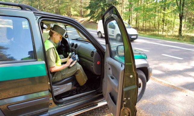 zatrzymali pięciu obywateli Tadżykistanu, którzy wbrew przepisom przekroczyli granicę